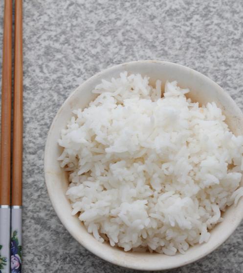 3/4 tasse de riz blanc cuit 3/4 tasse de riz blanc cuit