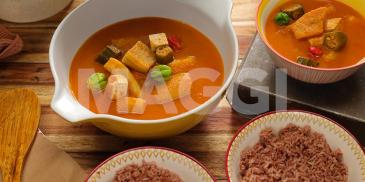 https://www.maggi.ci/sites/default/files/styles/ln_search_recipe_resultdesktop/public/srh_recipes/4490d8139386f43e7ae345e145cf072d.jpg?h=10d202d3&itok=Kgu9sDYv